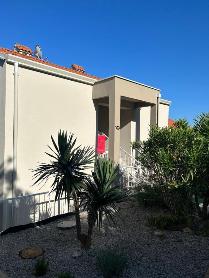 Apartmán Susanj With Sea View Ravni